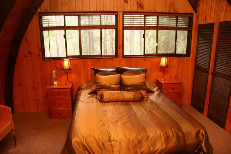 Springbrook Mountain Chalets الغرفة الصورة